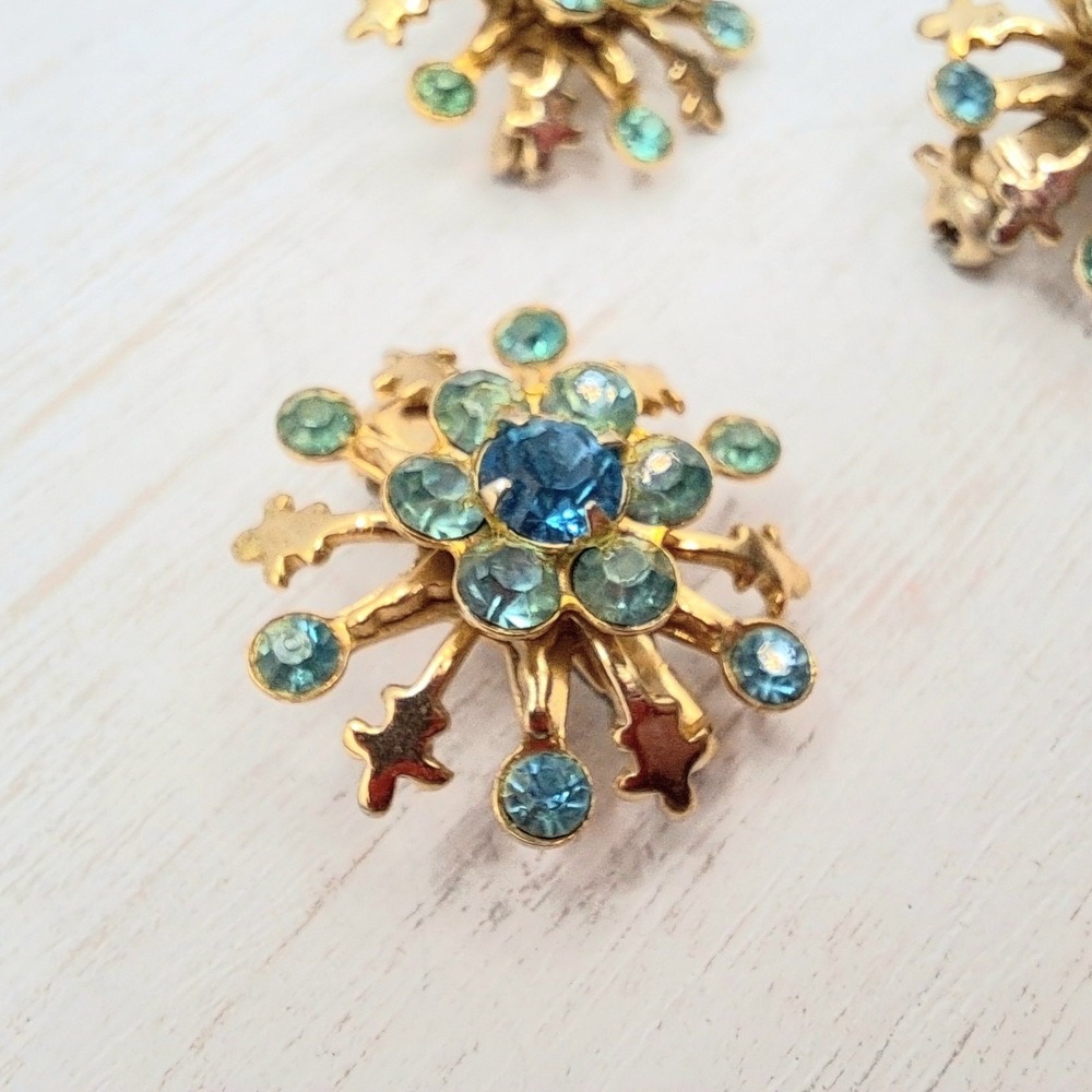 Vintage Snowflake Pins, Goldtone Teal Rhinestones, Matching Set of 3 - Picture 4 of 8